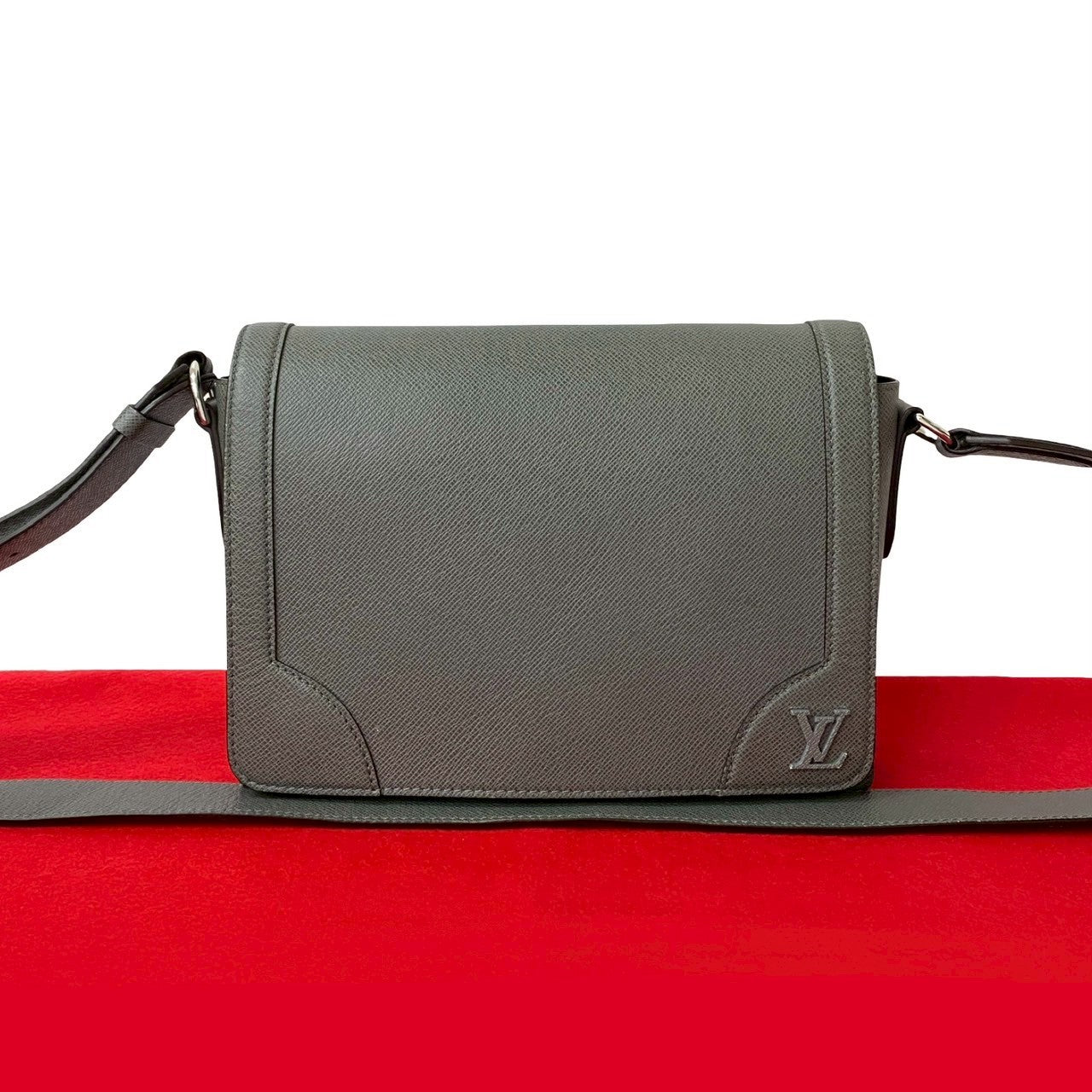 LOUIS VUITTON Shoulder Bag leather gray Taiga new flap messenger