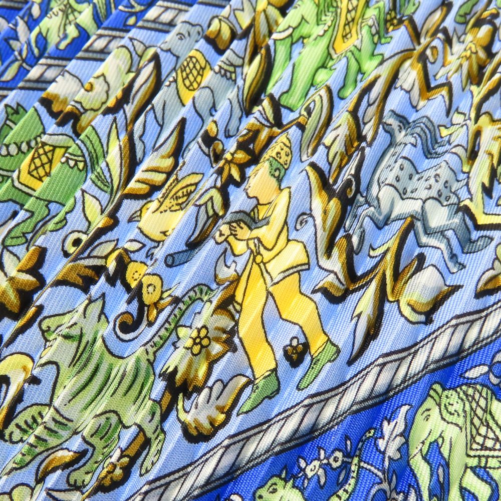 HERMES scarf silk Blue type Indian hunting PleatedCarre90 Women