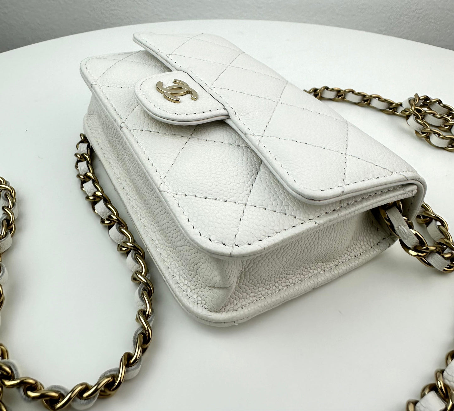 Chanel Caviar Quilted Flap Card Holder On Chain white