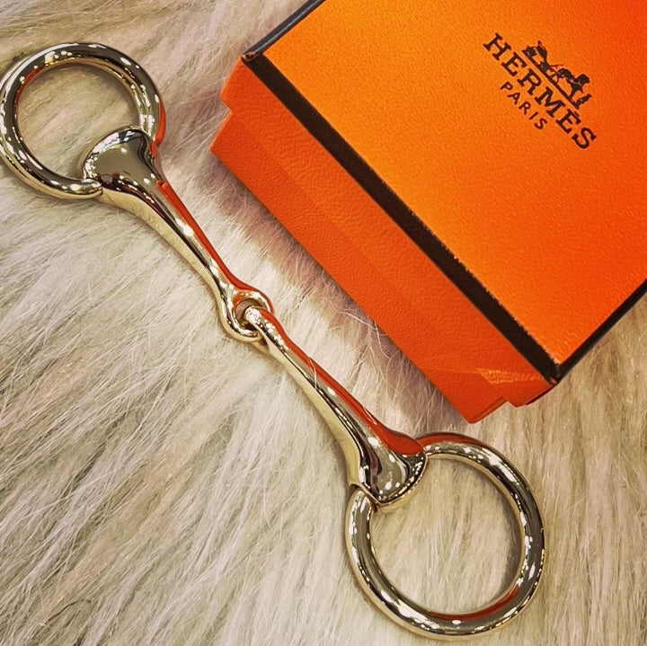 HERMÈS  Goldtone Permabrass Mors Scarf Ring