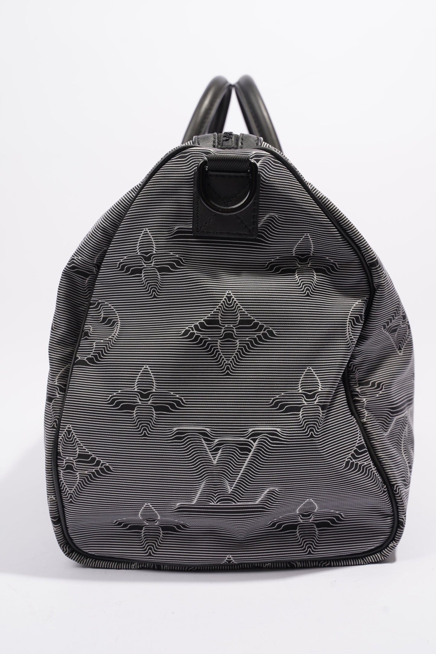 Louis Vuitton Reversible Keepall Bandouliere Black & White 3D Monogram Nylon 50