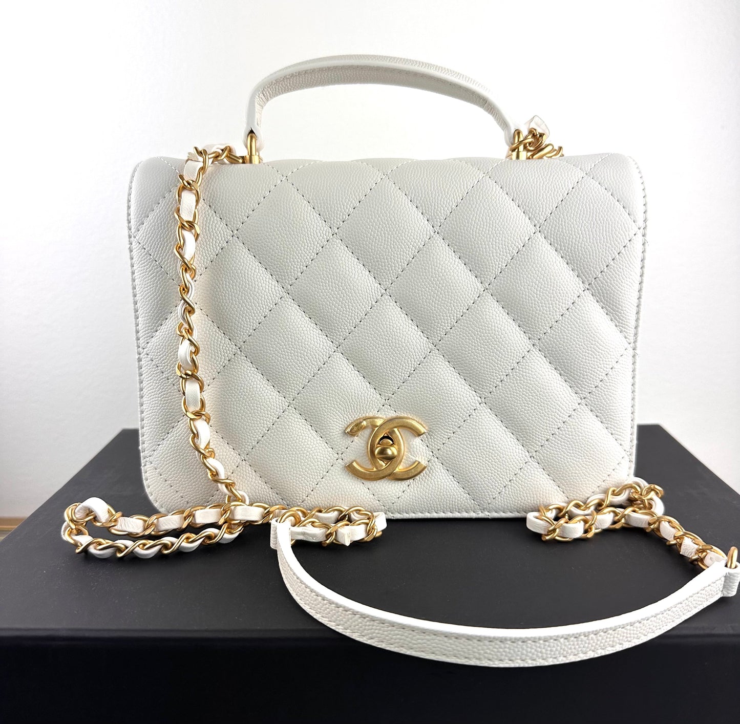 Chanel Top handle Chain bag