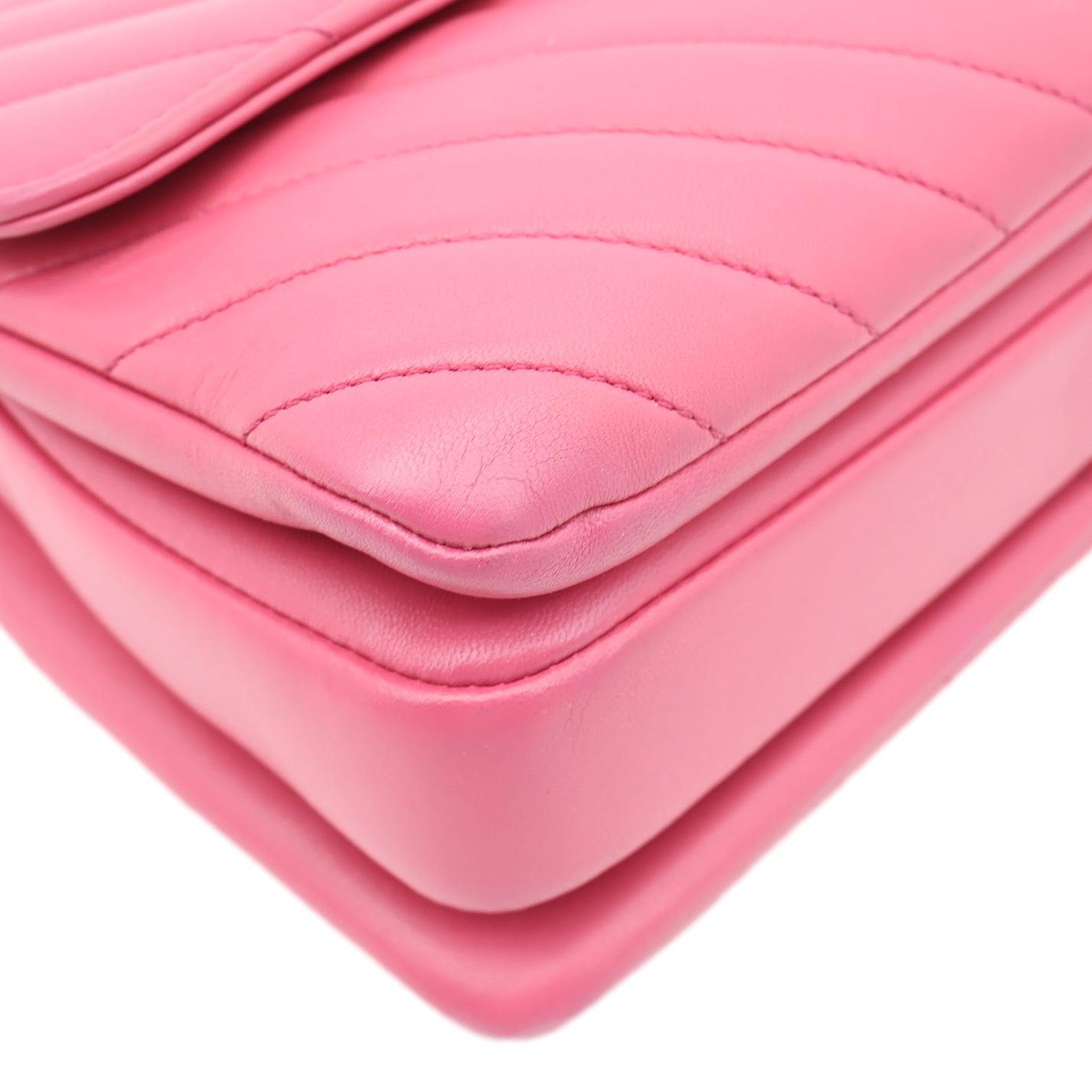 CHANEL Trendy CC Small Chevron Leather Top Handle Shoulder Bag Pink