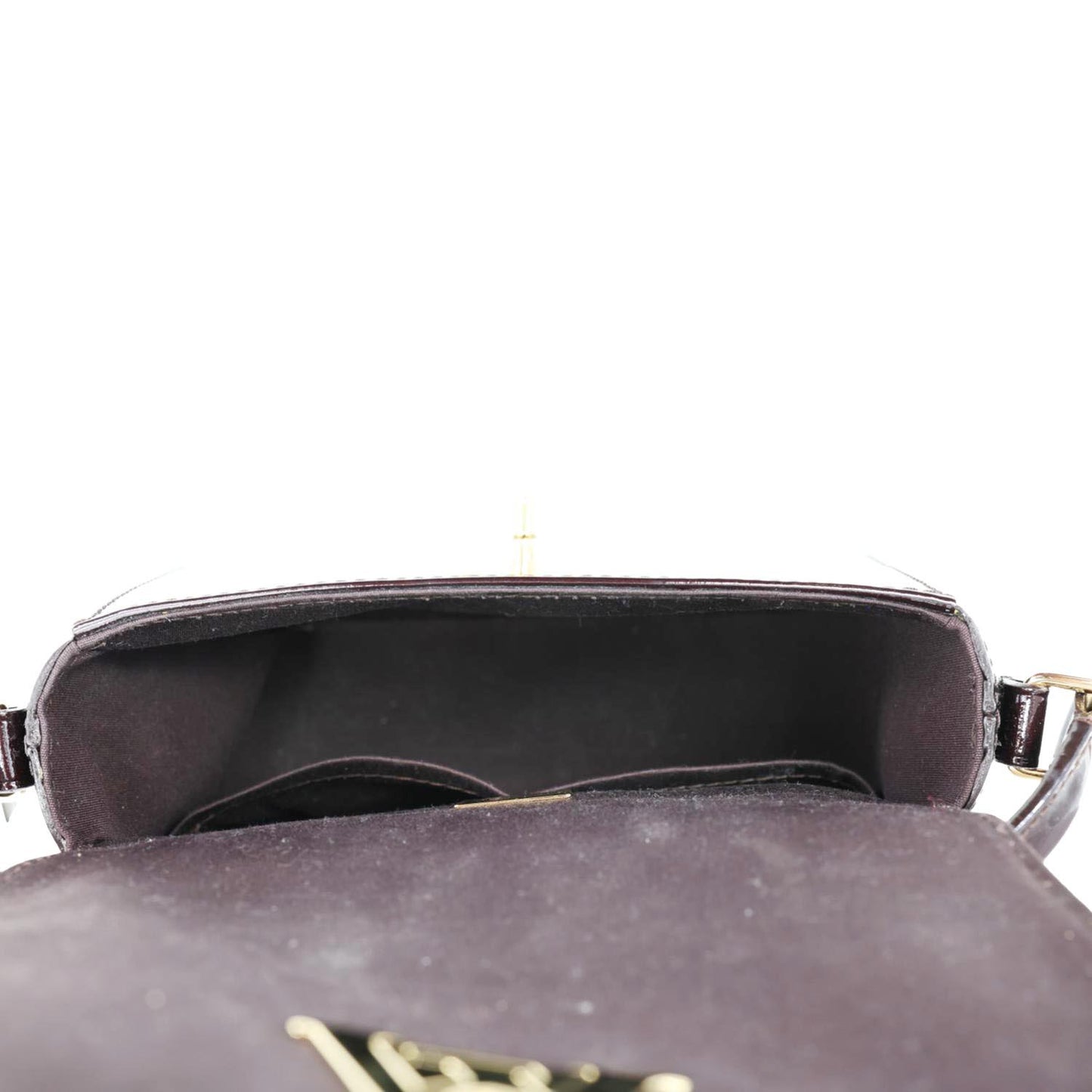 LOUIS VUITTON Pasadena Monogram Vernis Leather Shoulder Bag Amarante