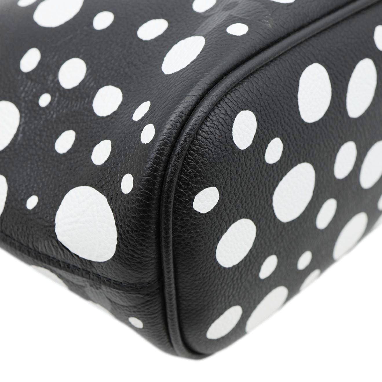 LOUIS VUITTON x YK Marshmallow Empreinte Leather Hobo Bag Black