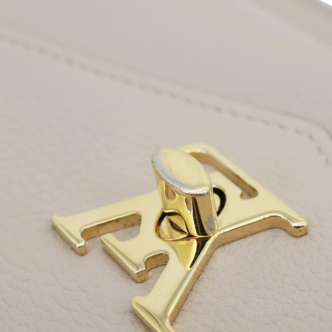 LOUIS VUITTON Mylockme Leather Chain Crossbody Bag Beige
