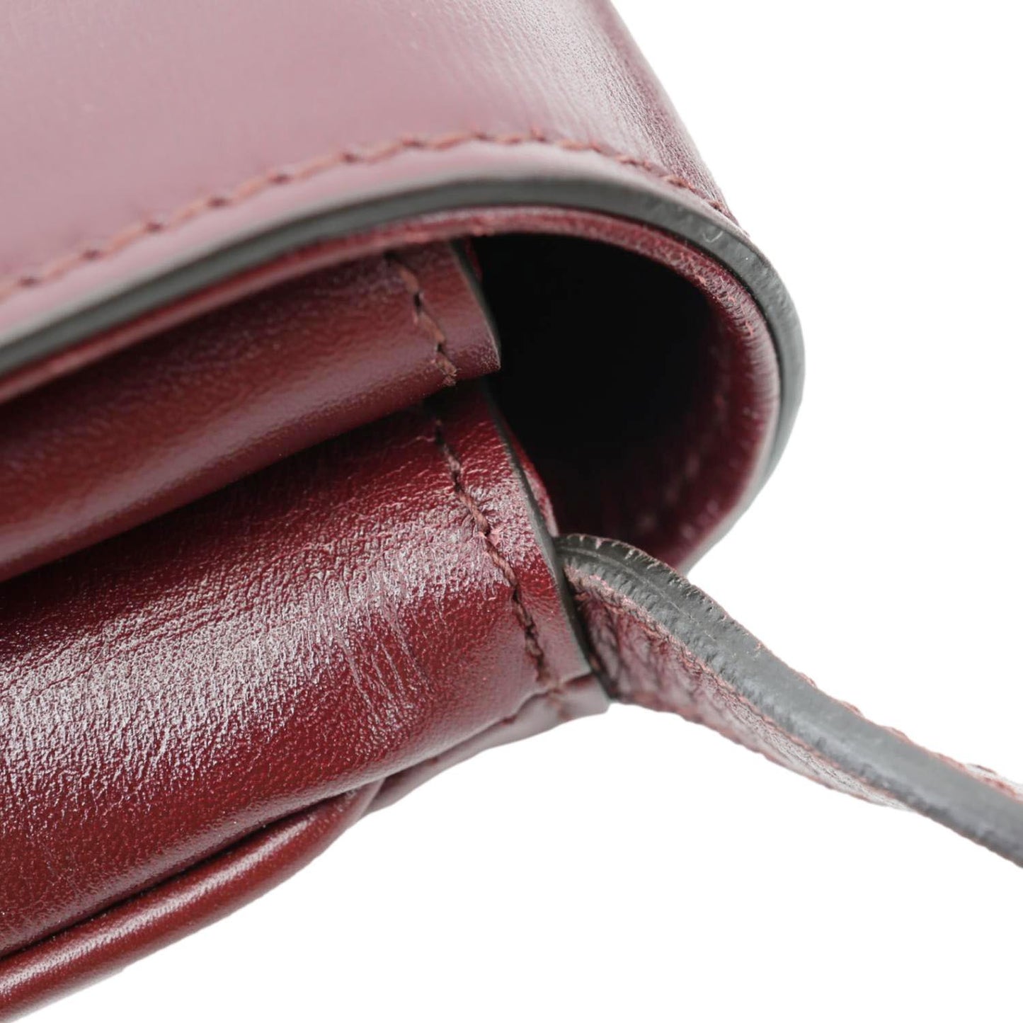 GUCCI Arli Flap Small Vitello Palmellato Lux Leather Crossbody Bag Burgundy 550129