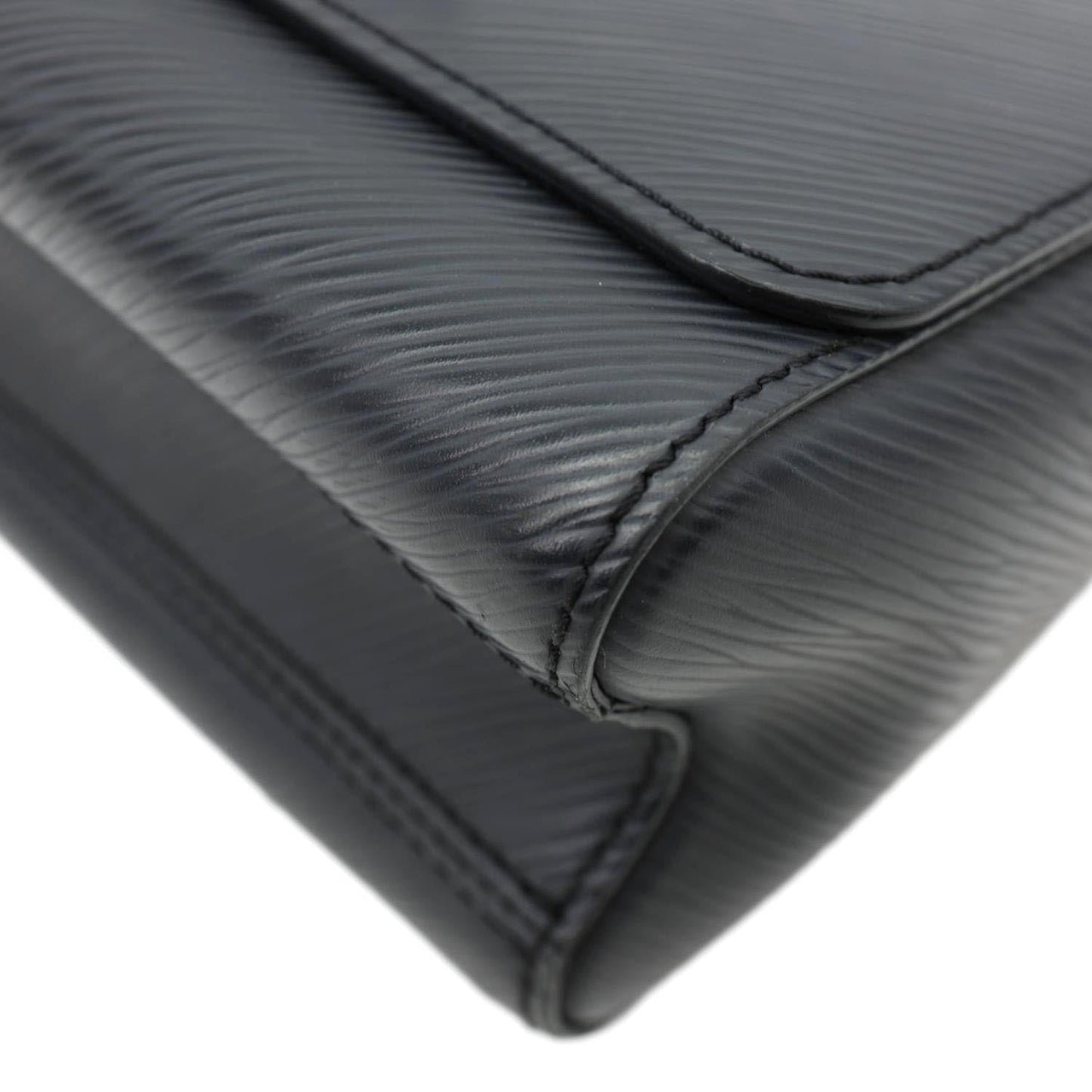 LOUIS VUITTON Twist MM Epi Leather Chain Shoulder Bag Black