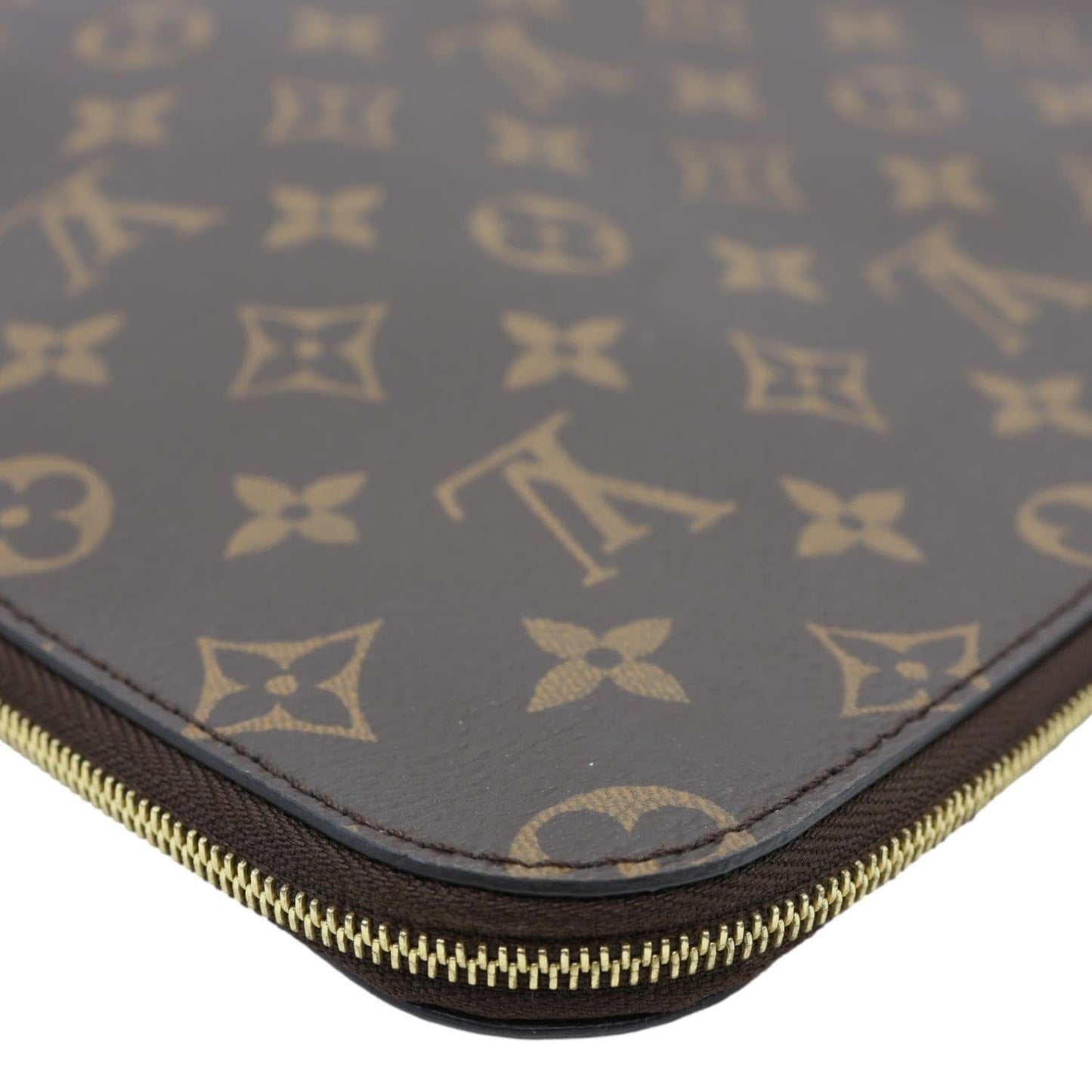 LOUIS VUITTON Etui Voyage MM Monogram Canvas Pouch Bag Brown