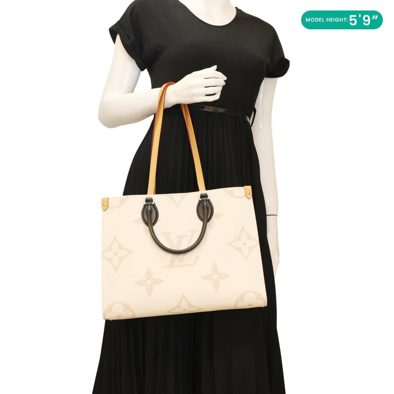 LOUIS VUITTON Onthego MM Giant Monogram Dune Tote Bag Cream