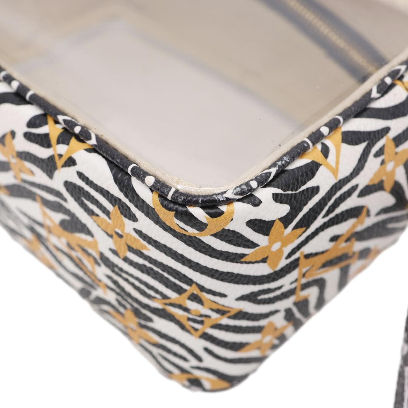 LOUIS VUITTON Monogram Giant Jungle Canvas Beach Pouch Ivory
