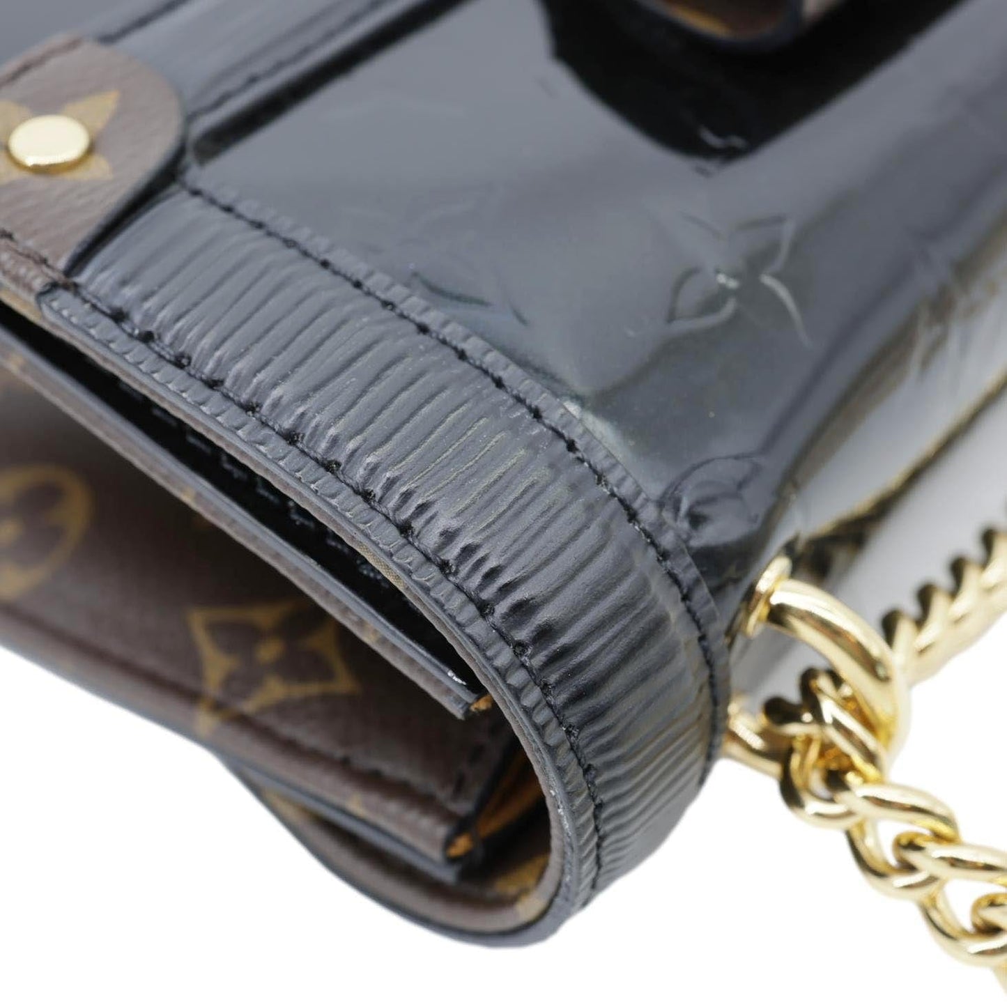 LOUIS VUITTON Wynwood Monogram Vernis Leather Crossbody Bag Black