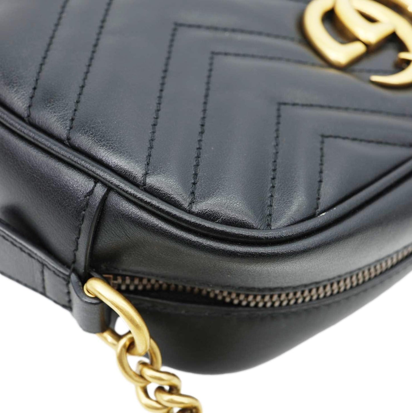 GUCCI GG Marmont Small Matelasse Chevron Leather Camera Bag Black 447632