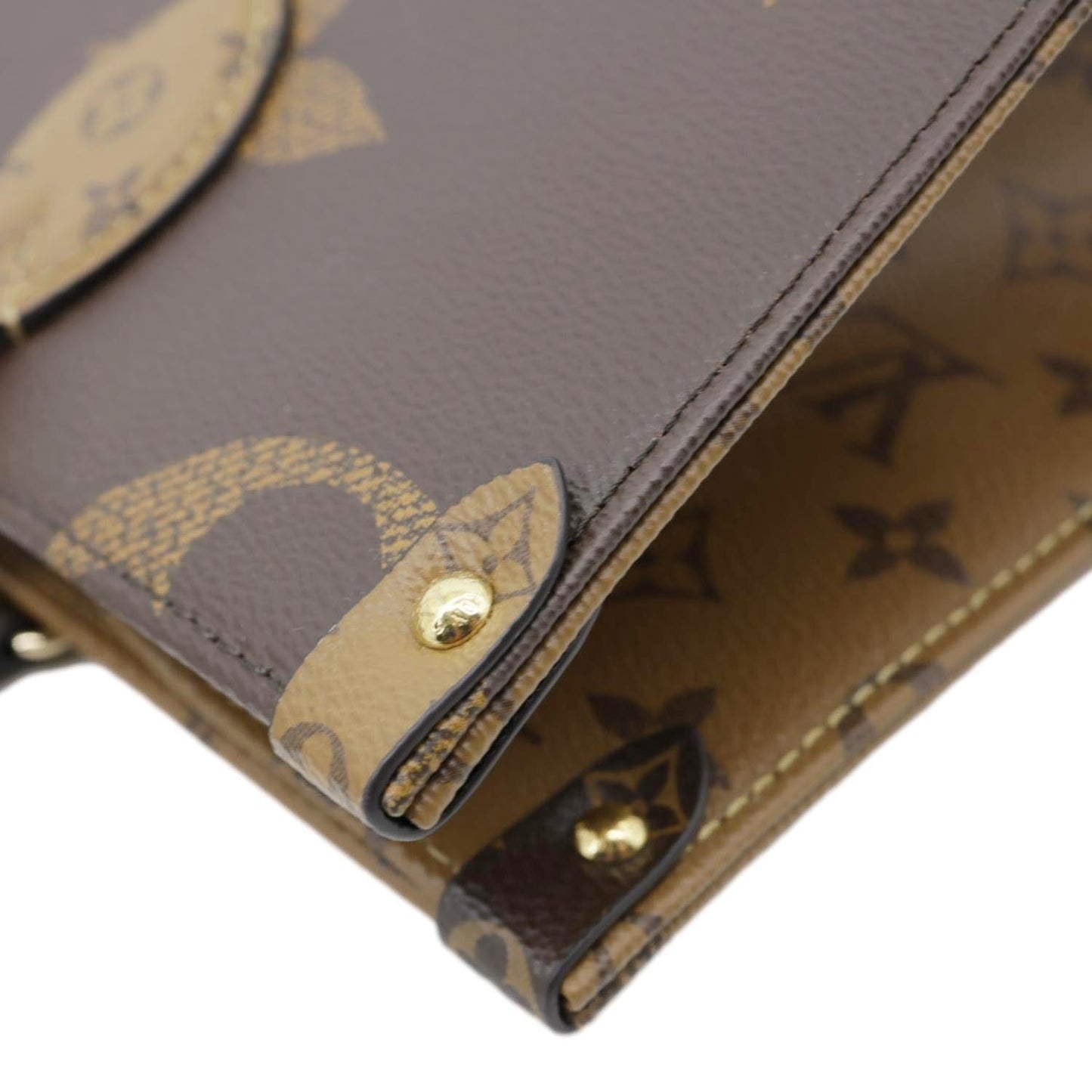 LOUIS VUITTON Onthego MM Giant Monogram Reverse Canvas Tote Bag Brown