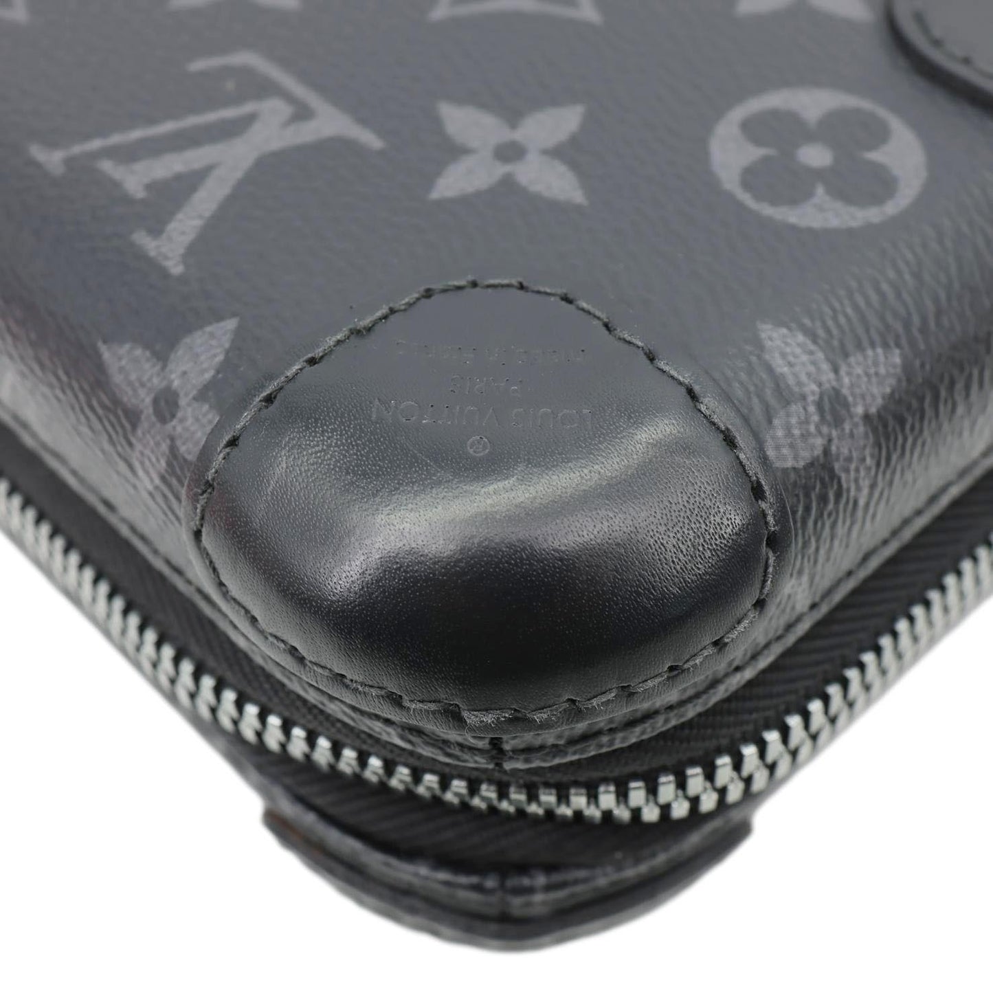 LOUIS VUITTON Horizon Monogram Eclipse Clutch Shoulder Bag Black