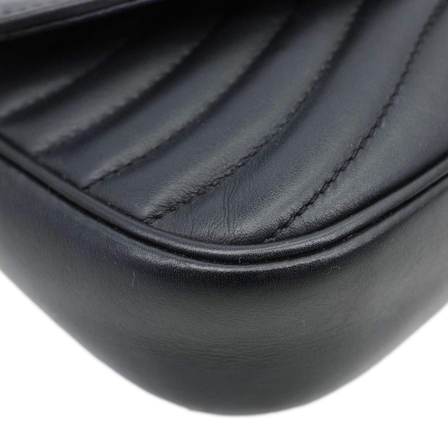 LOUIS VUITTON New Wave Multi Pochette Leather Chain Shoulder Bag Black
