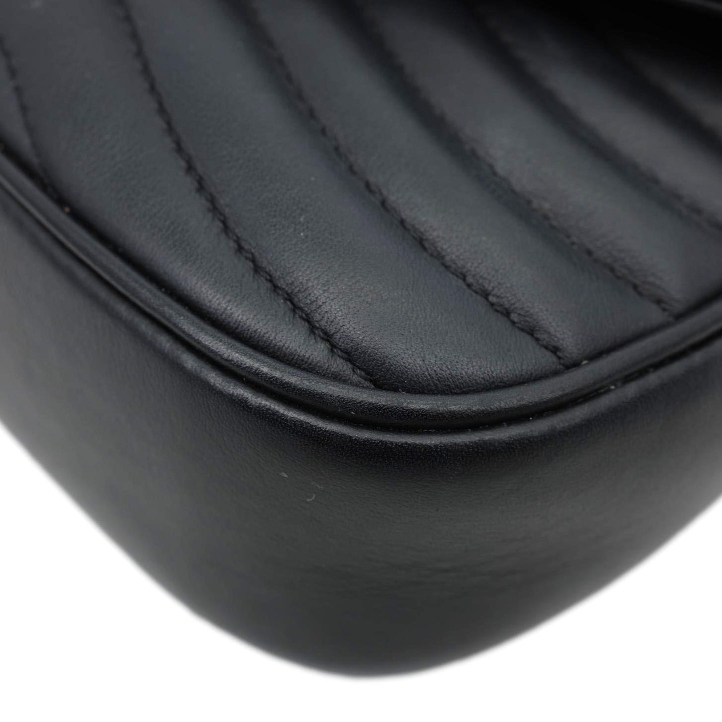 LOUIS VUITTON New Wave Multi Pochette Leather Chain Shoulder Bag Black