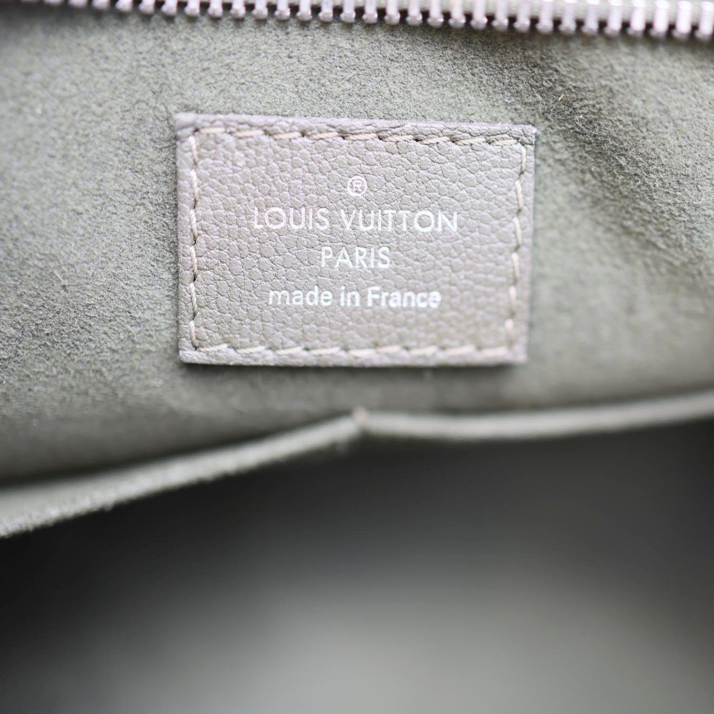 LOUIS VUITTON Very Zipped Monogram Leather Tote Shoulder Bag Green