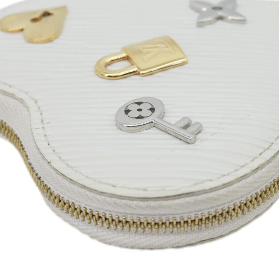 LOUIS VUITTON Love Lock Heart Epi Leather Coin Pouch White