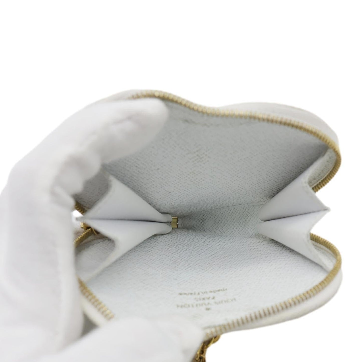 LOUIS VUITTON Love Lock Heart Epi Leather Coin Pouch White