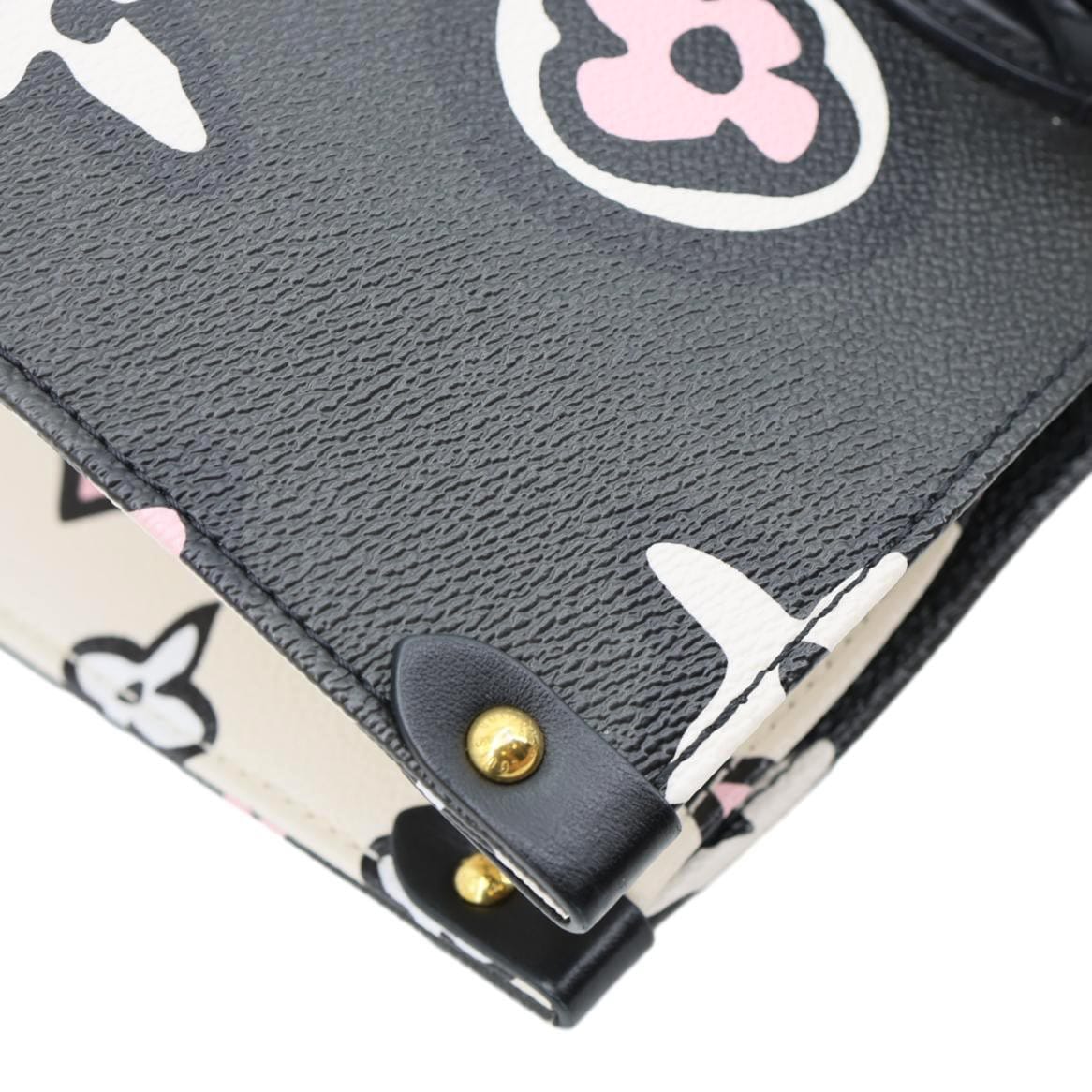 LOUIS VUITTON Onthego GM Wild At Heart Monogram Giant Canvas Tote Bag Black