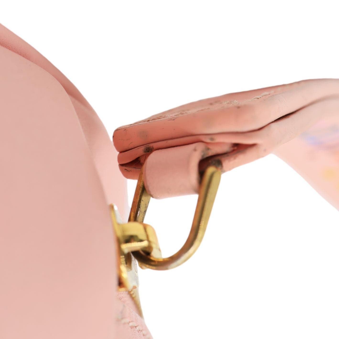 LOUIS VUITTON New Wave Heart Quilted Leather Shoulder Bag Dusty Pink