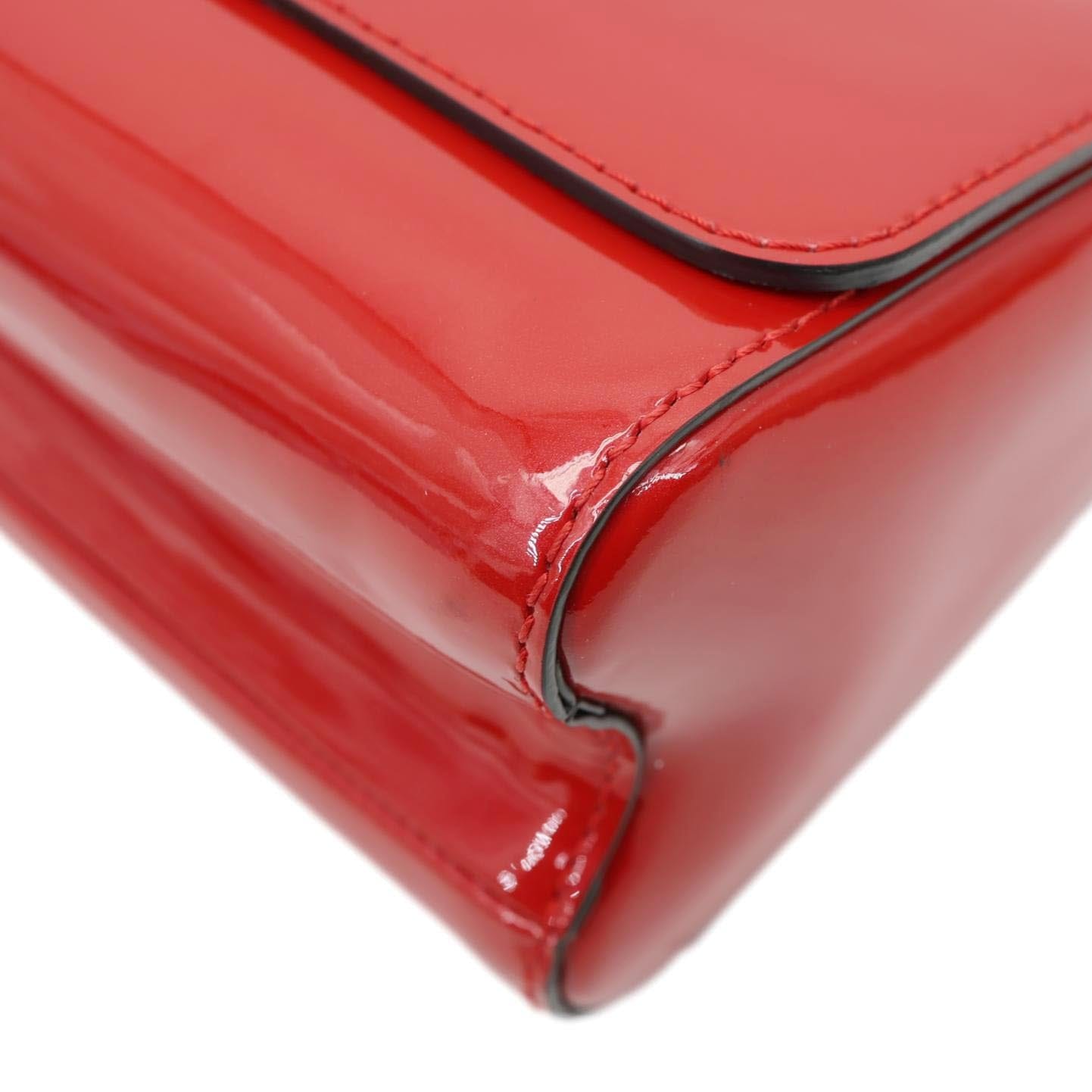 LOUIS VUITTON Twist PM Infrarouge Vernis Chain Shoulder Bag Red