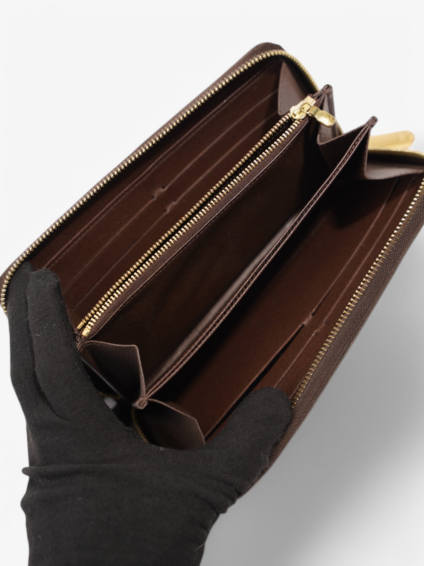 Louis Vuitton Zippy Wallet Damier Monogram Coated Canvas