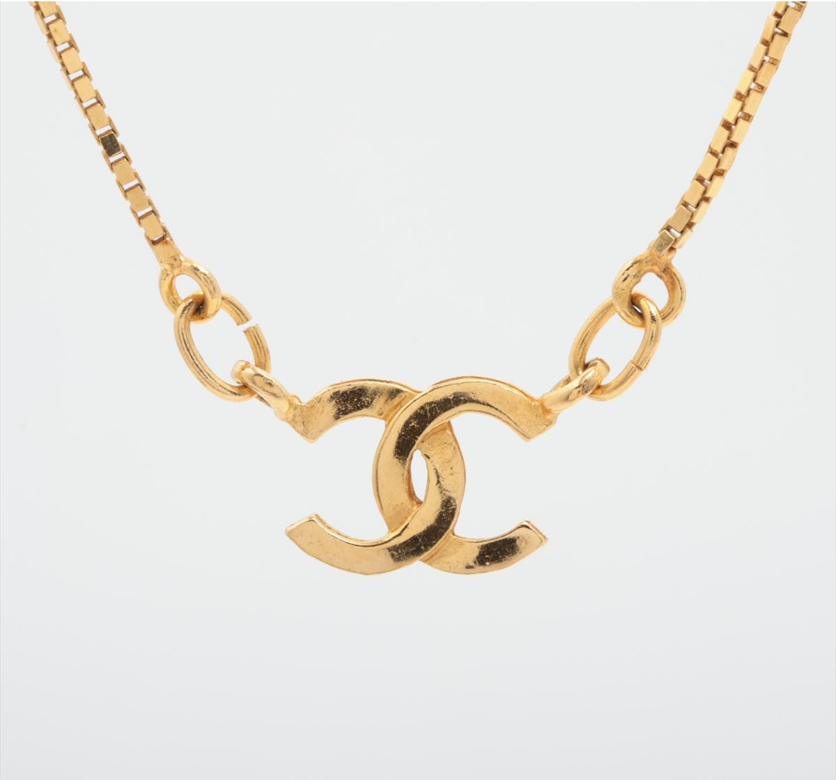 Chanel Coco Vintage Necklace 24k Gold