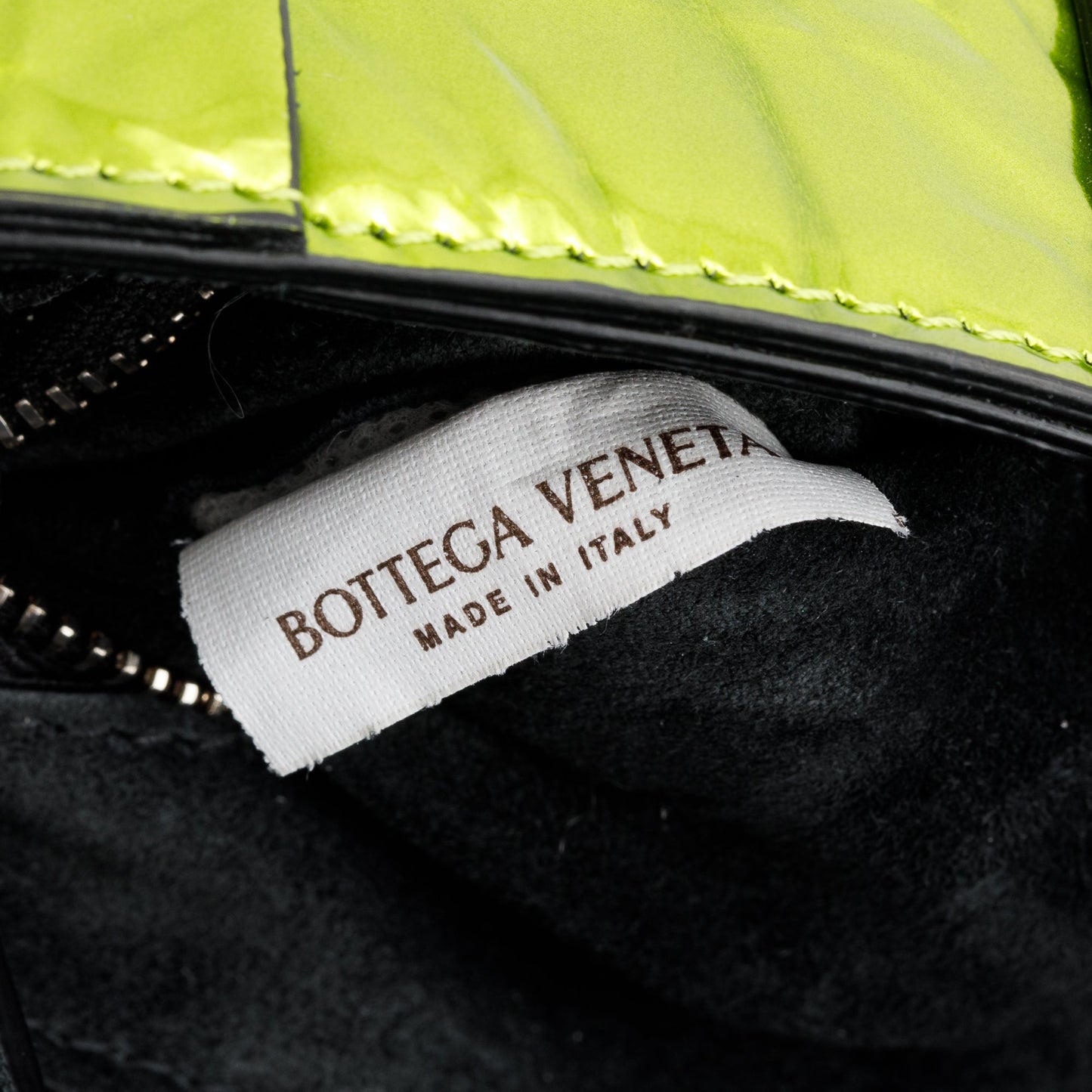 Bottega Veneta Green Metallic Crushed Calfskin Maxi Intrecciato Leather Cassette Bag