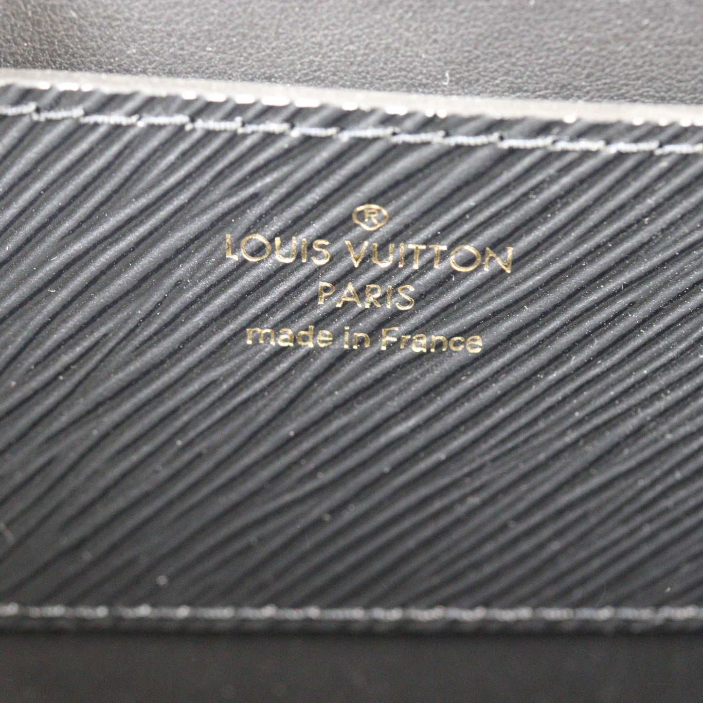 Louis Vuitton Twist MM Epi