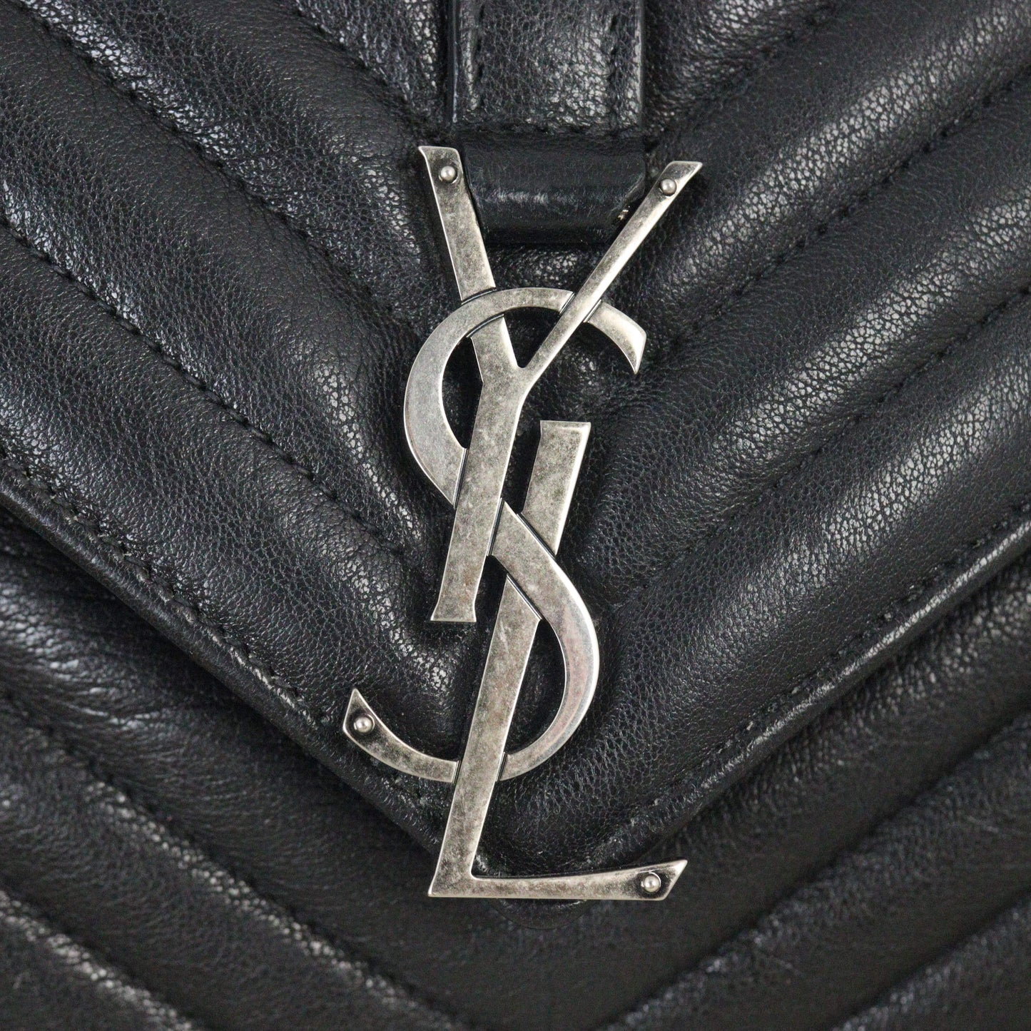 Saint Laurent College Medium