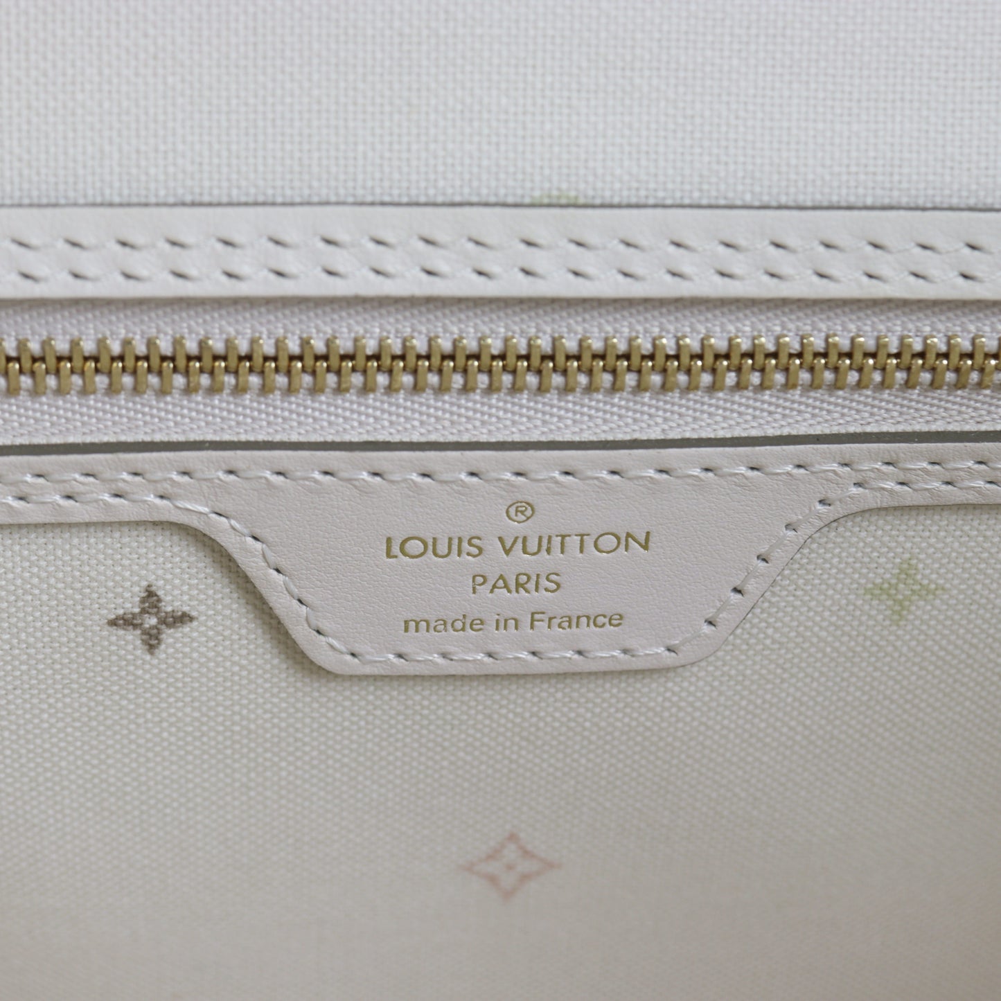 Louis Vuitton Neverfull MM Monogram Giant Sunset Khaki