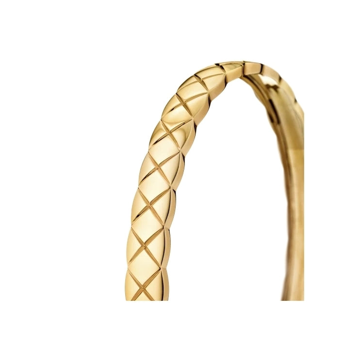 CHANEL 18K GOLD COCO CRUSH BRACELET