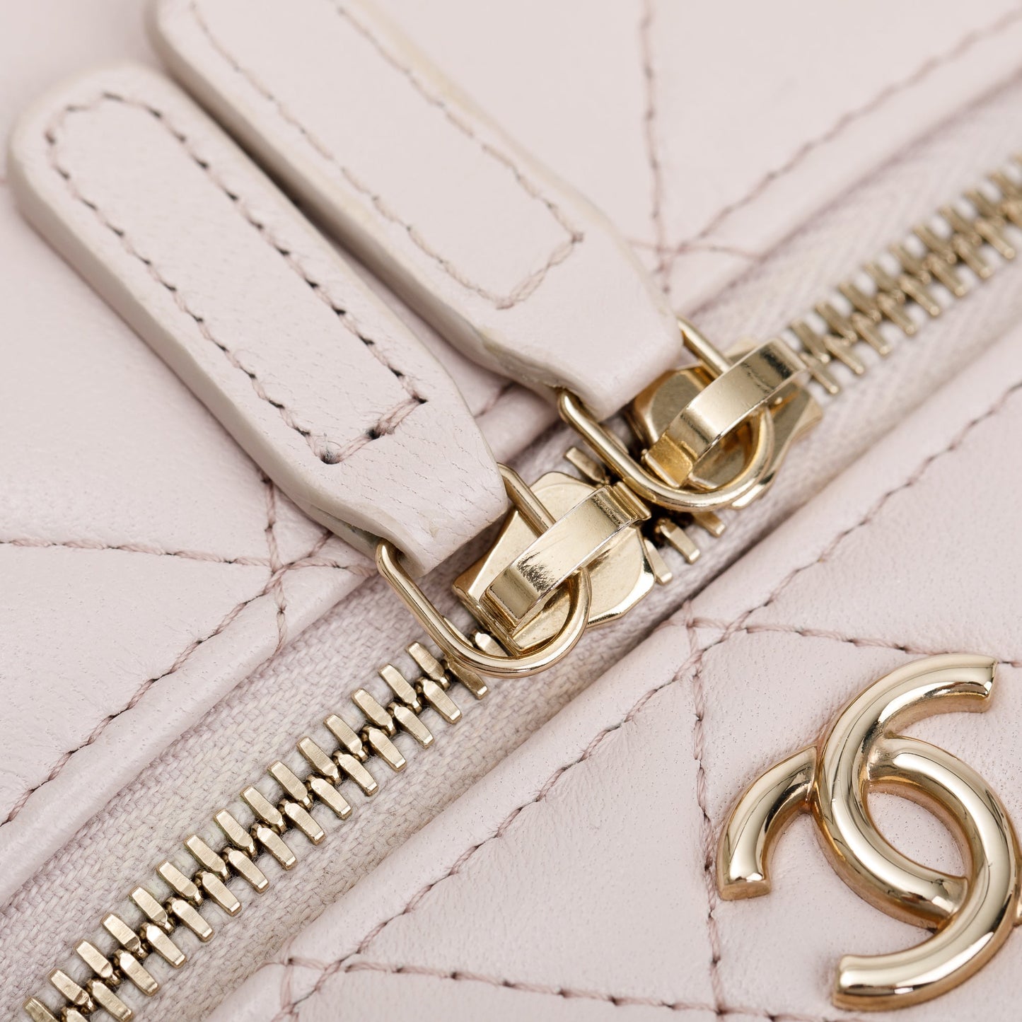 Chanel 2021 Pink Quilted Lambskin Leather Trendy CC Phone Holder Crossbody