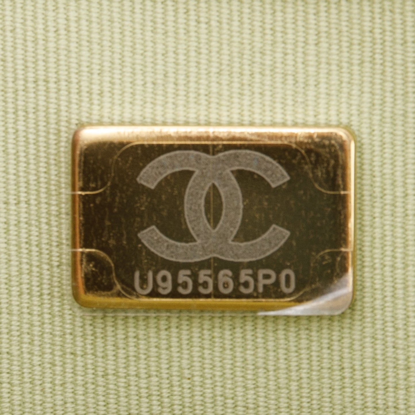 Chanel 2022 Green Caviar Leather Small Vanity Case
