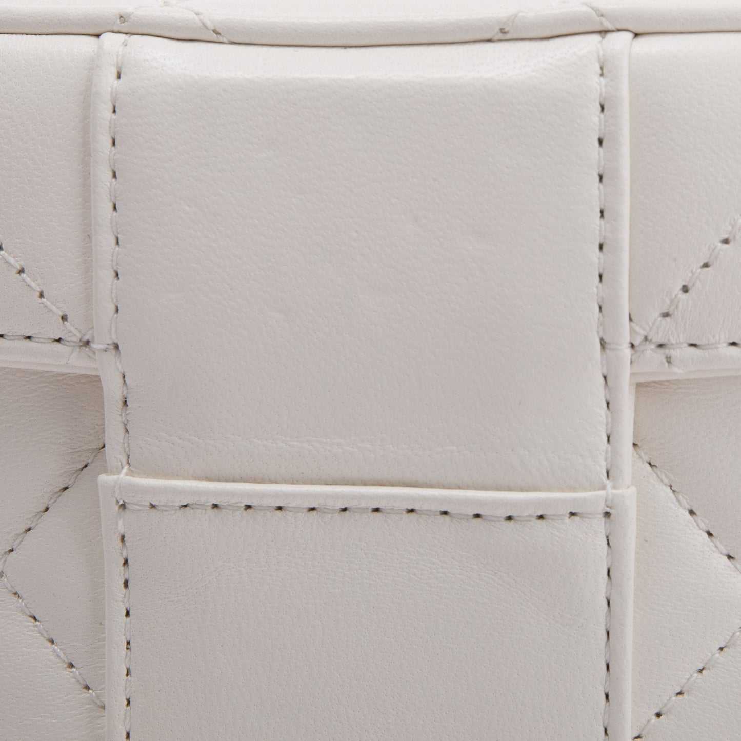 Chanel 2022 Lambskin Leather Small Vanity Case