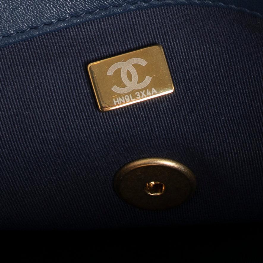 Chanel 2022 Medium 19 Flap Bag