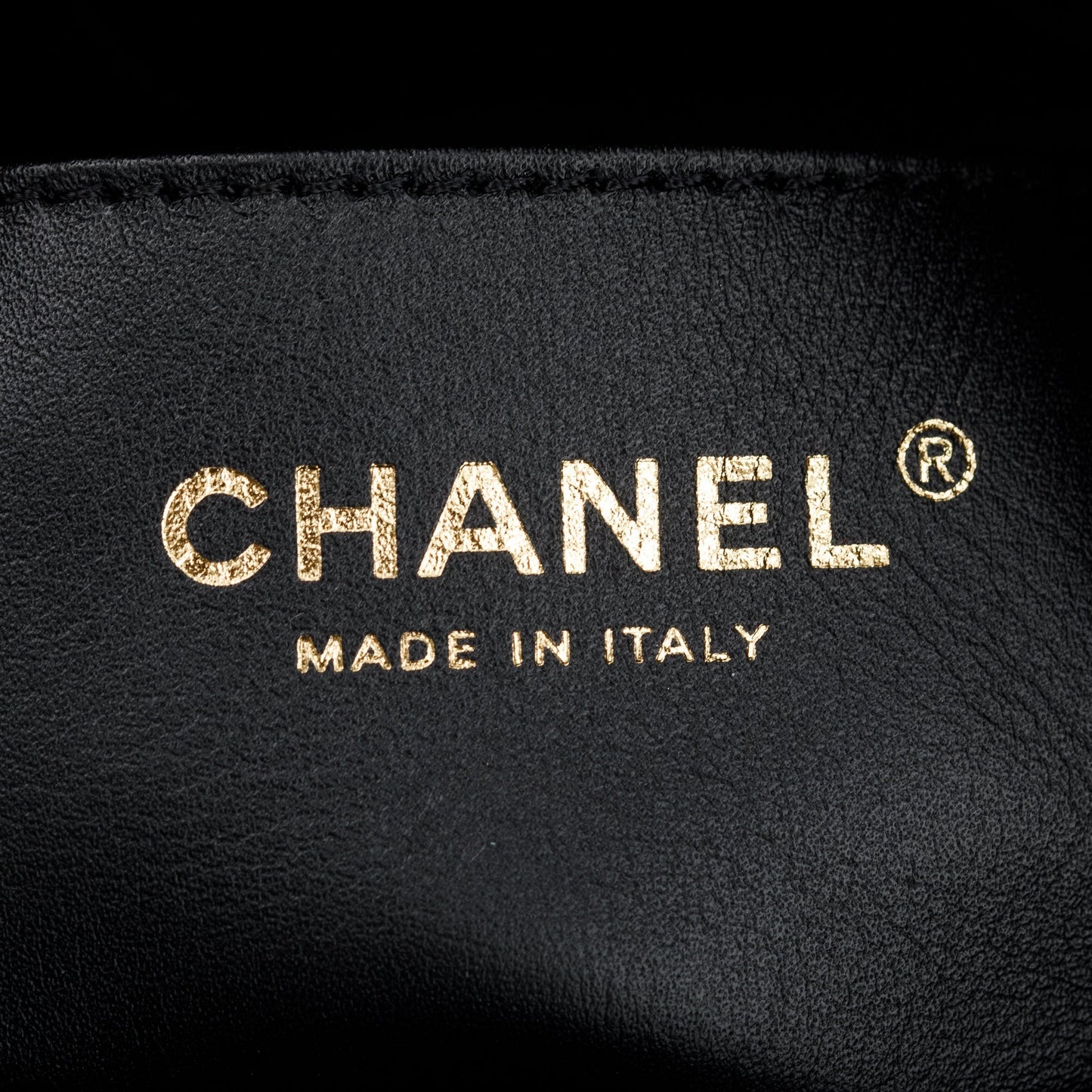 Chanel 2023 Black Shiny Calfskin Leather Mini Pearl Chanel 22