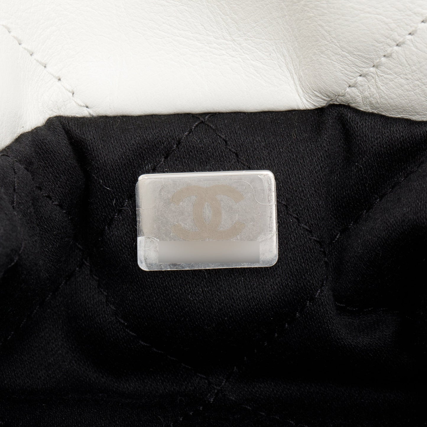 Chanel 2023 White Shiny Calfskin Leather Small Chanel 22 Hobo