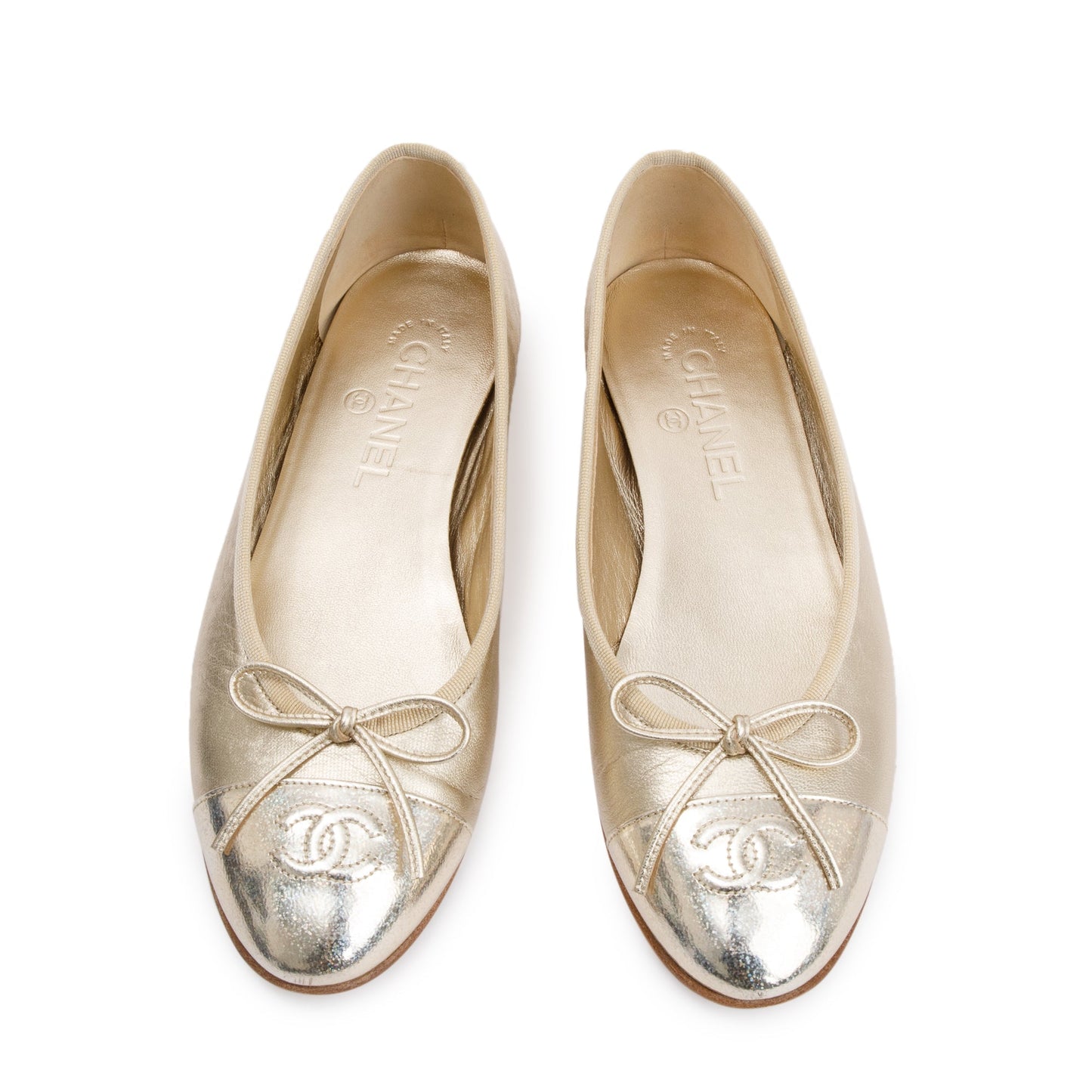 Chanel Gold Lambskin Interlocking CC Logo Flats, Size 38
