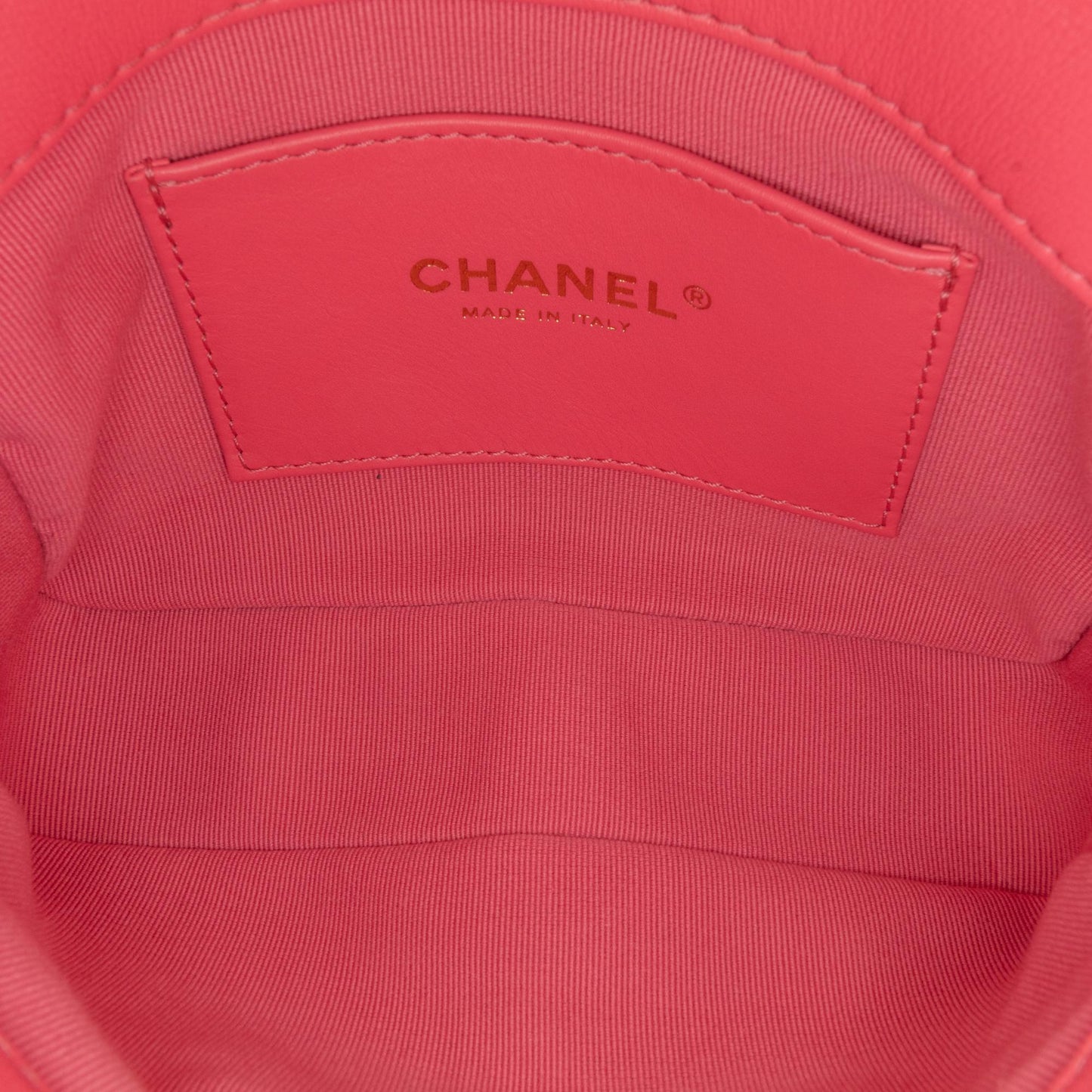 Chanel Mini Quilted Lambskin Plexiglass Coco Love Flap (SHG-jg1Sc6)
