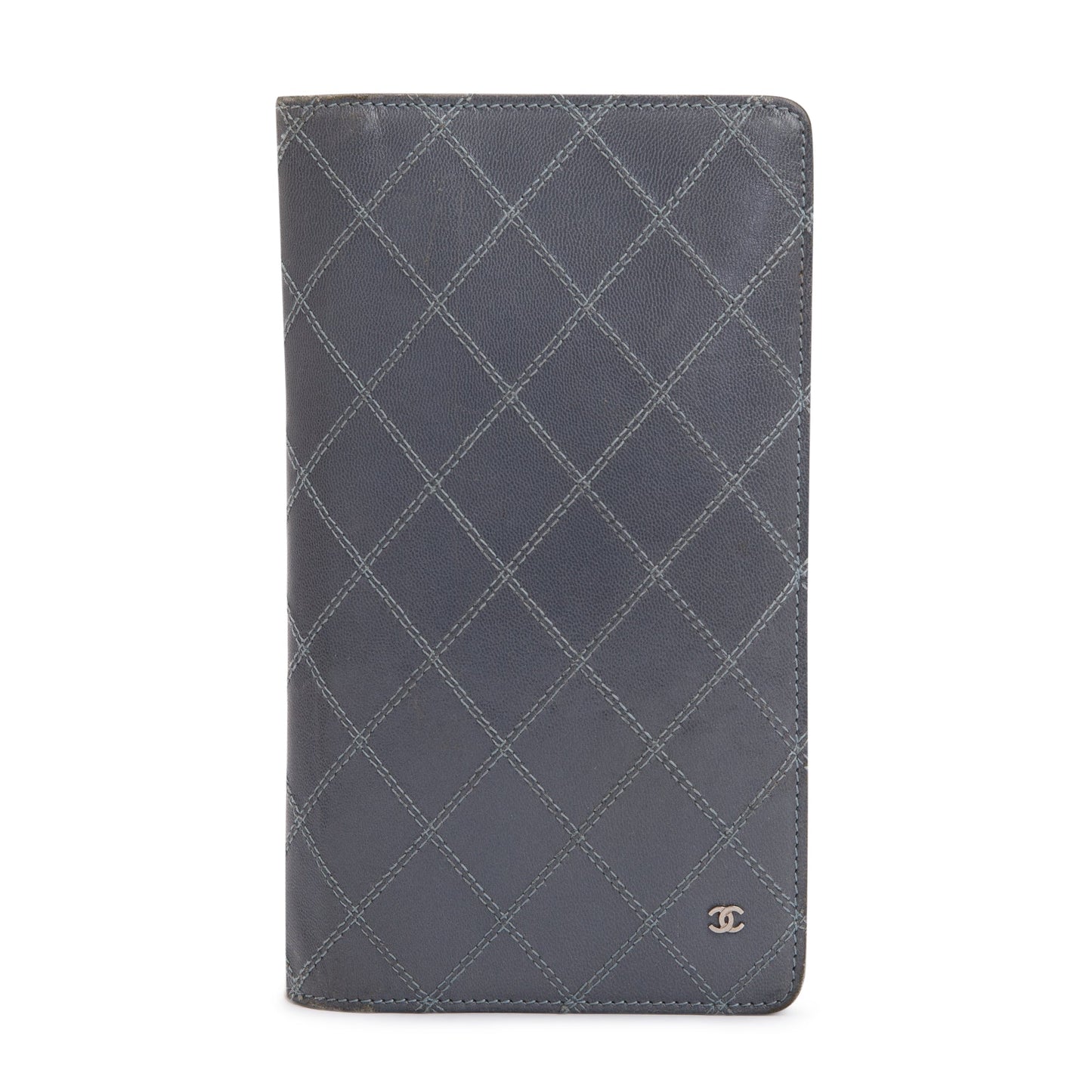 Chanel Quilted Calfskin/Lambskin Leather Yen Wallet