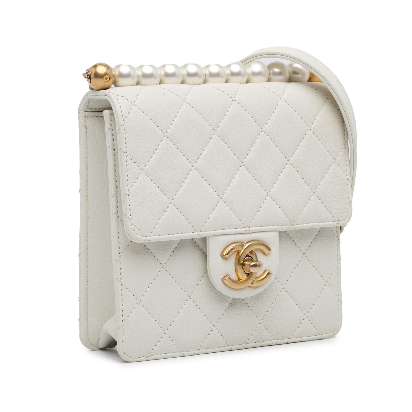 Chanel Small Lambskin Chic Pearls Flap (SHG-YnWZht)