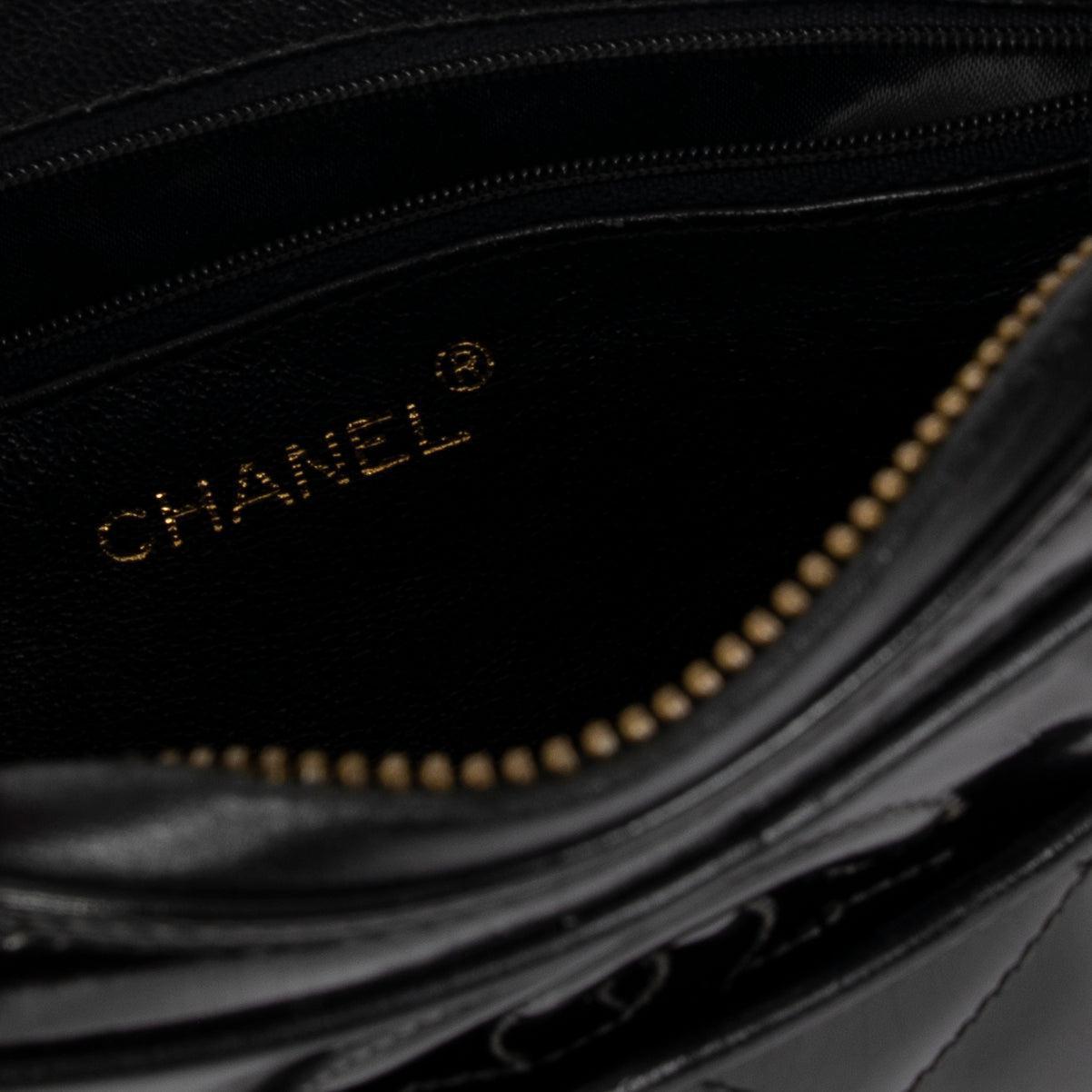 Chanel Vintage Patent Leather Tassel Camera Bag