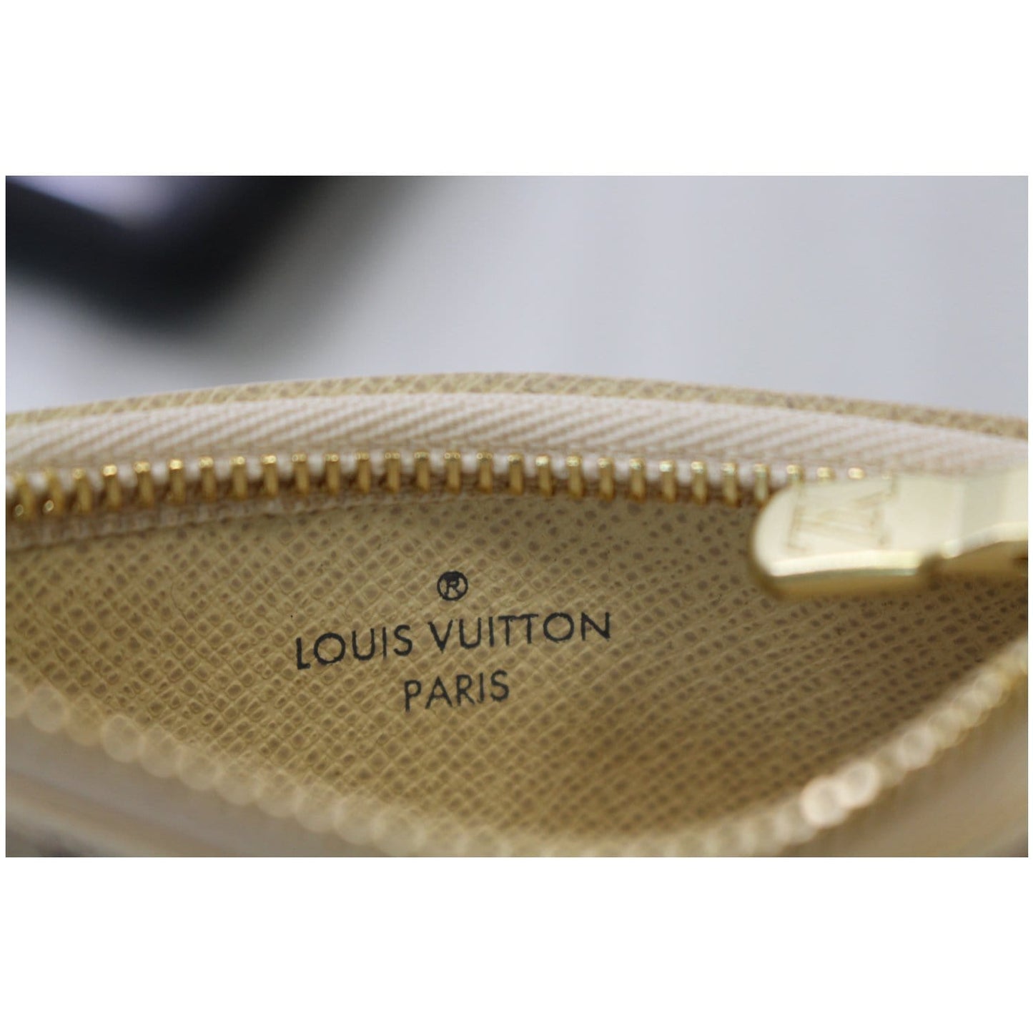 LOUIS VUITTON Key Coin Pouch Damier Azur White