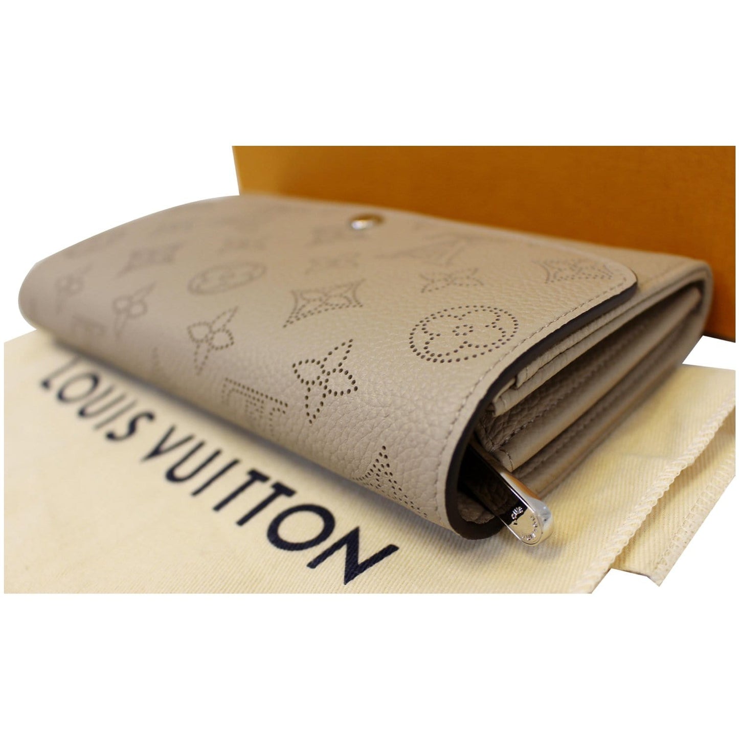 LOUIS VUITTON Iris Mahina Leather Wallet Ivory