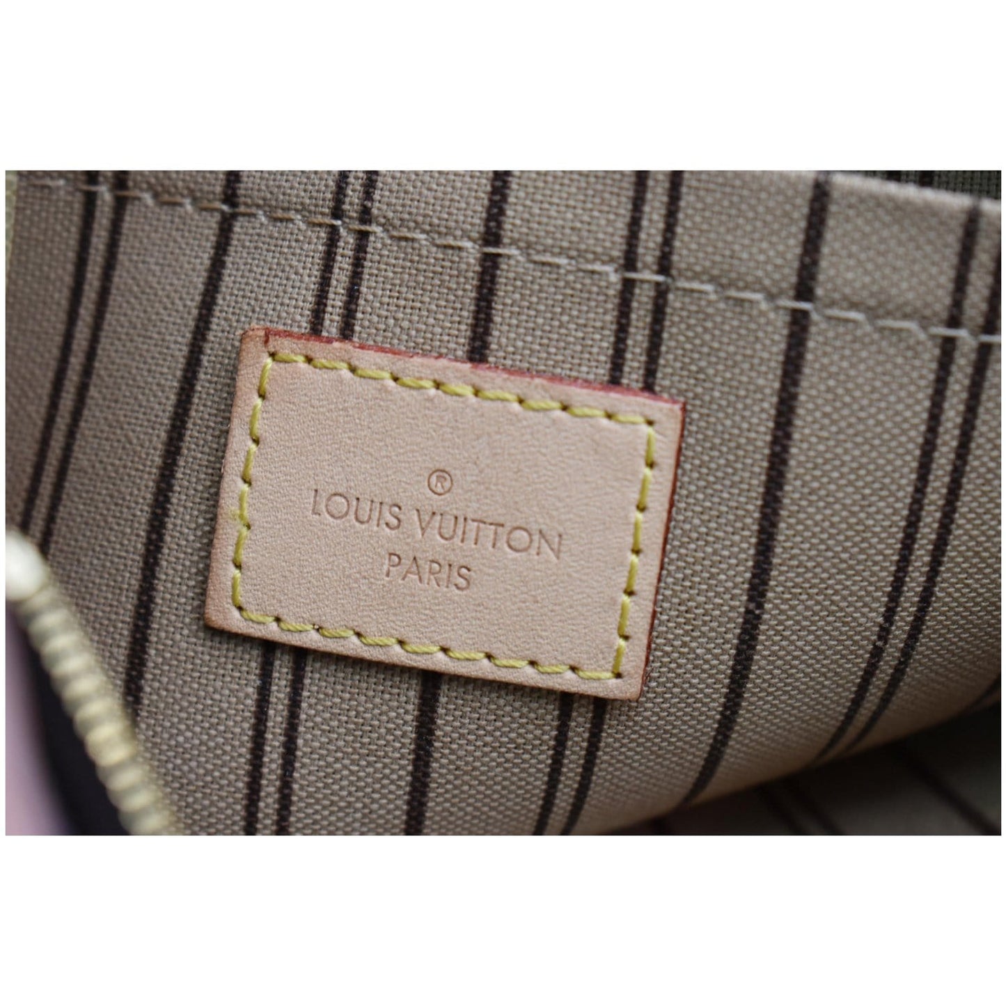 LOUIS VUITTON Neverfull MM Monogram Canvas Pochette Wristlet Pouch Brown