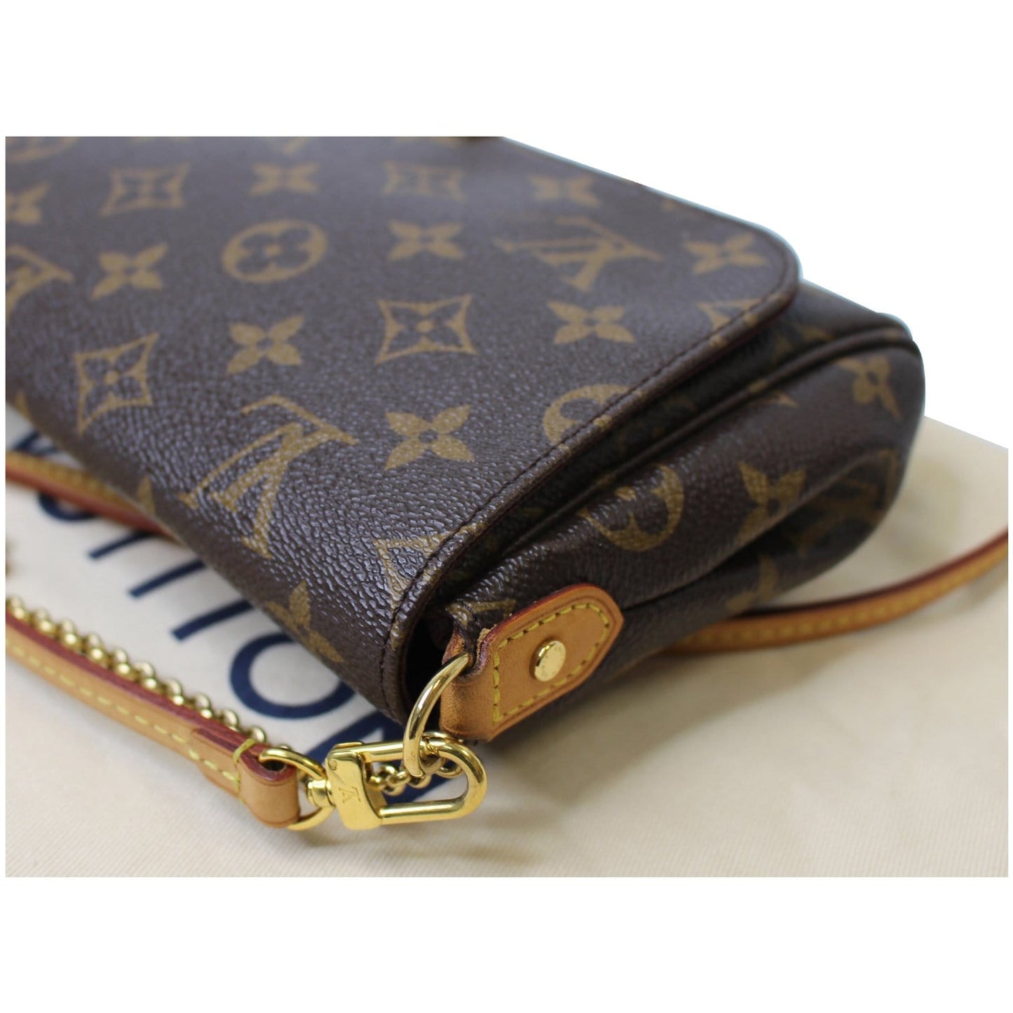 LOUIS VUITTON Favorite MM Monogram Canvas Crossbody Bag Brown