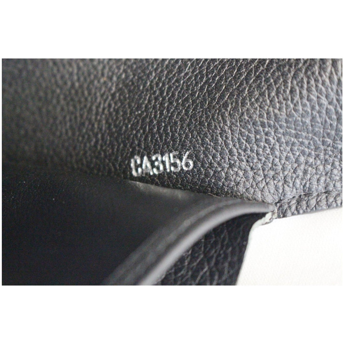 LOUIS VUITTON Lockme II Calfskin Leather Wallet Black
